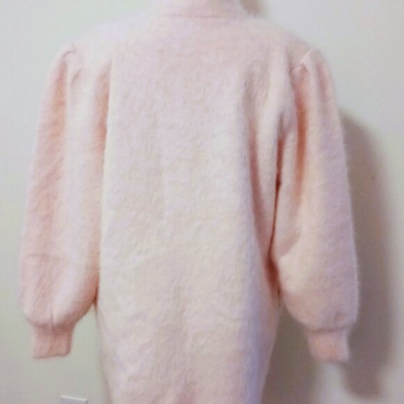 Lee Sands O/S Granny Core Long Angora Blend Baby Pink Cardigan W/ Embellishment - Picture 4 of 16